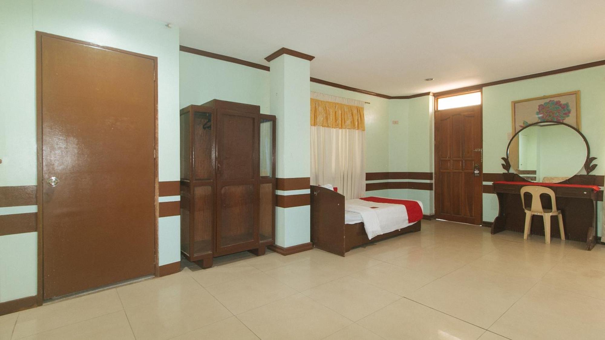 Reddoorz At Maanyag Pension House Mandaue Cebu Exteriör bild