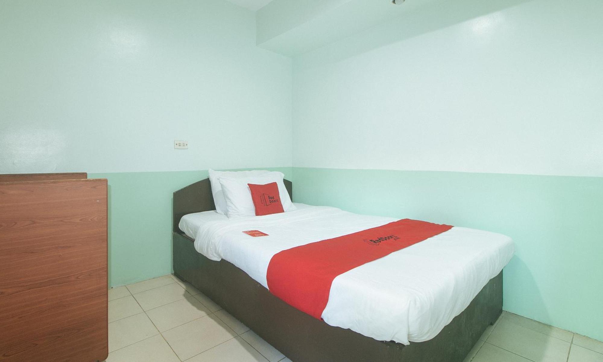 Reddoorz At Maanyag Pension House Mandaue Cebu Exteriör bild