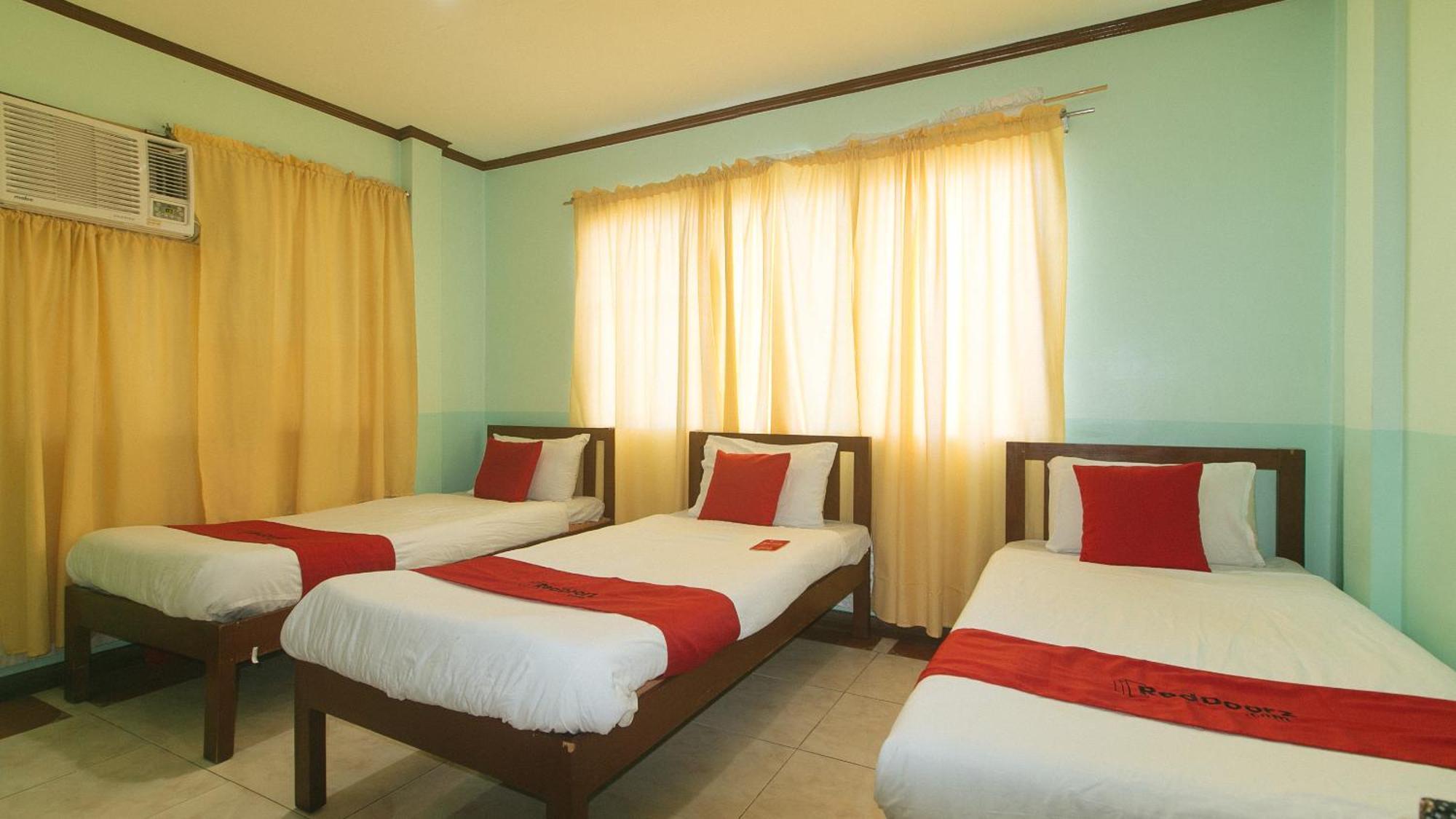 Reddoorz At Maanyag Pension House Mandaue Cebu Exteriör bild