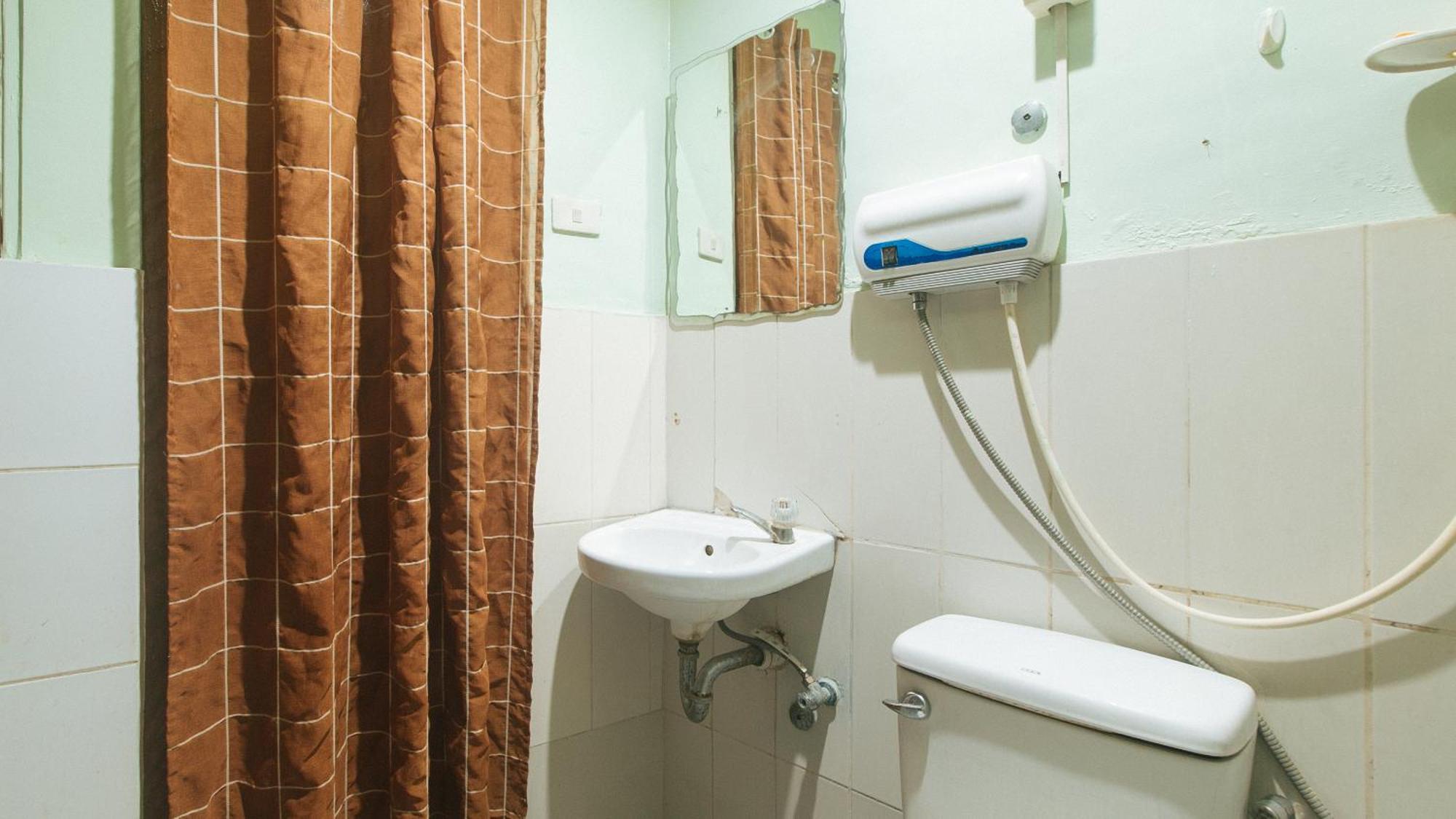 Reddoorz At Maanyag Pension House Mandaue Cebu Exteriör bild