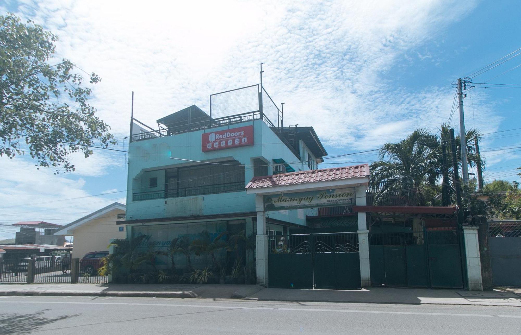 Reddoorz At Maanyag Pension House Mandaue Cebu Exteriör bild